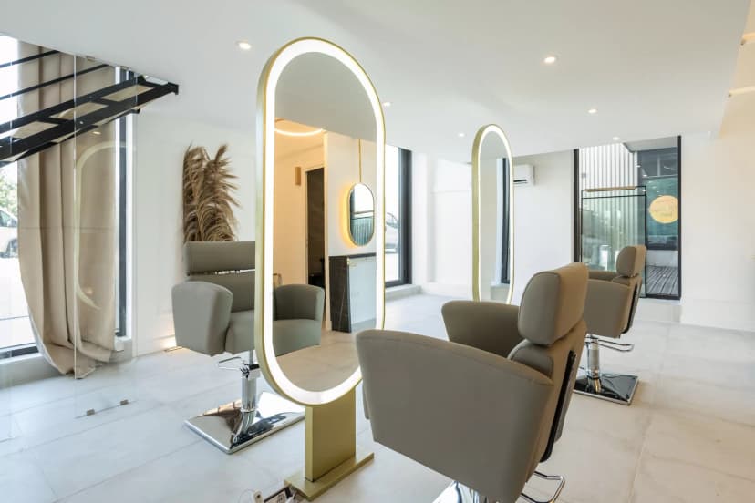 Fauteuil de coiffure — photo 1