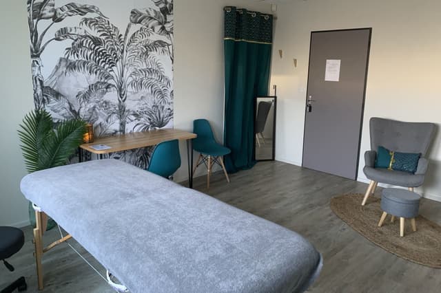 Septième Sens — Cabine esthétique / bien-être · Bureau / cabinet