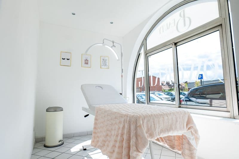 Cabine esthétique / bien-être — photo 1