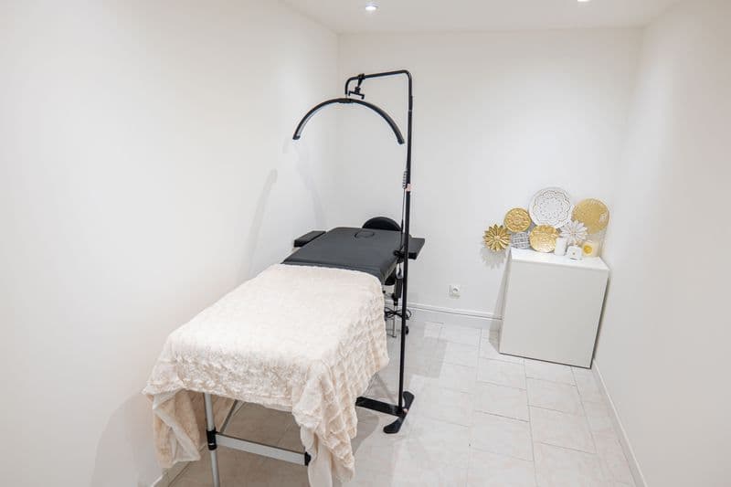 Cabine esthétique / bien-être — photo 2