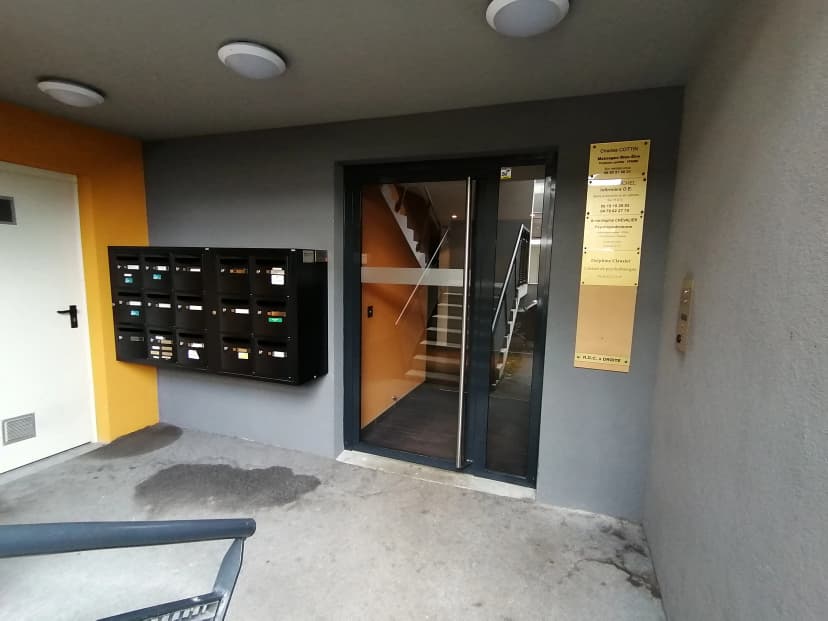 Cabinet Partagé (Racines/Lumi) — Chambéry