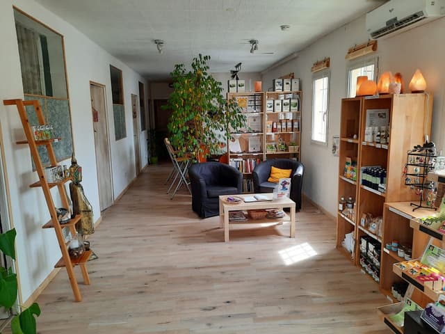 Atelier du Bien-Être — Bureau / cabinet · Cabine esthétique / bien-être