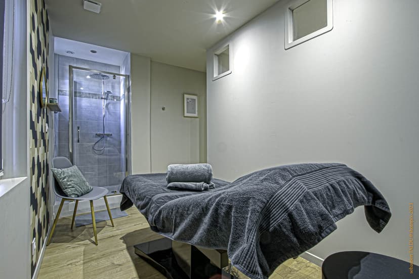 Cabine esthétique / bien-être — photo 2