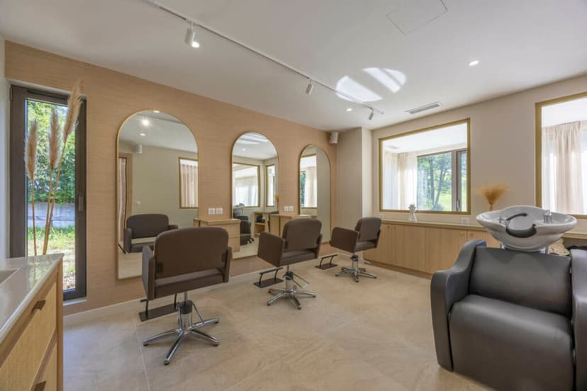 Fauteuil de coiffure — photo 2